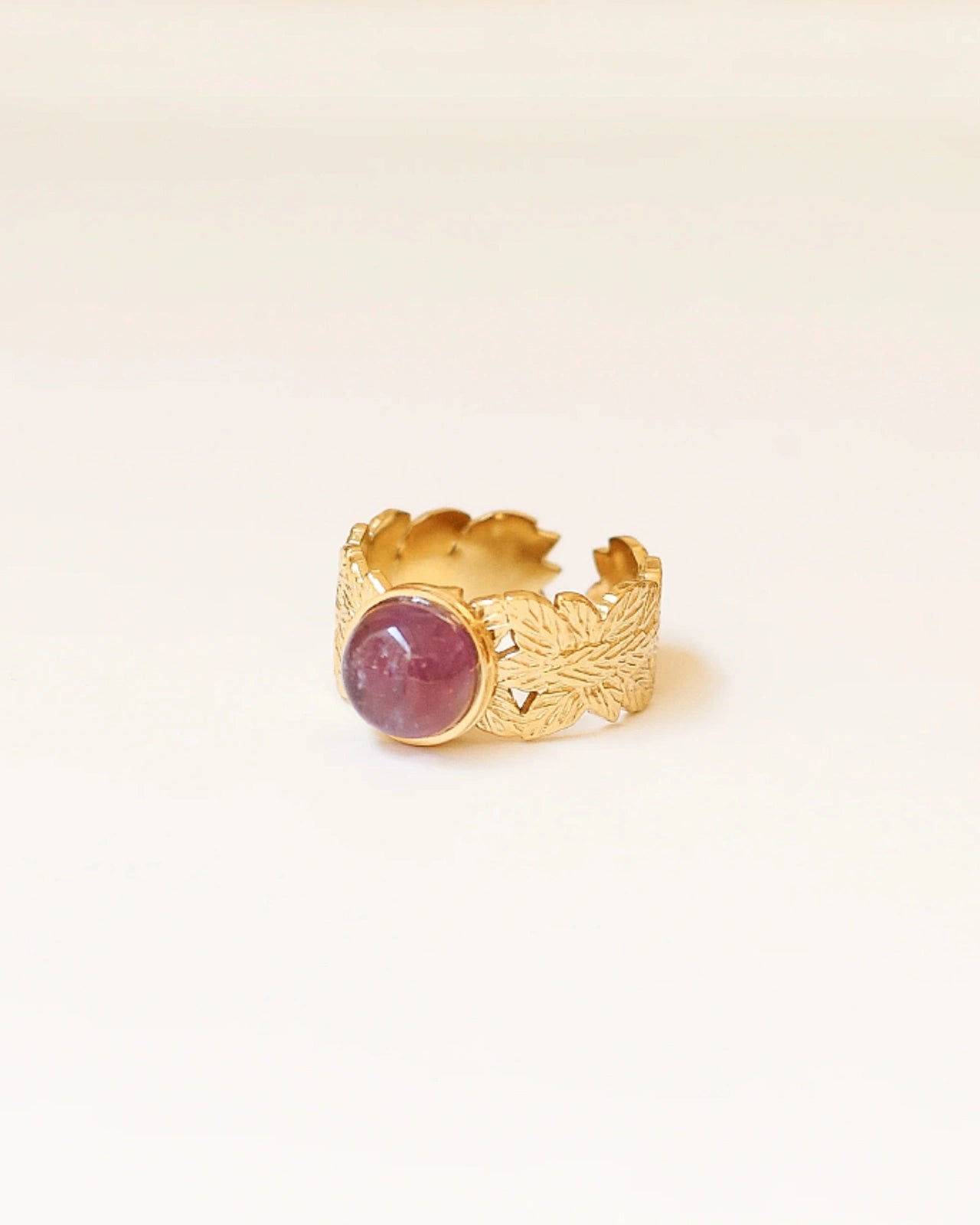 Anello Daphne artigianale made in Paris regolabile con foglie incise e pietra naturale in acciaio inossidabile | Ametista | Roma