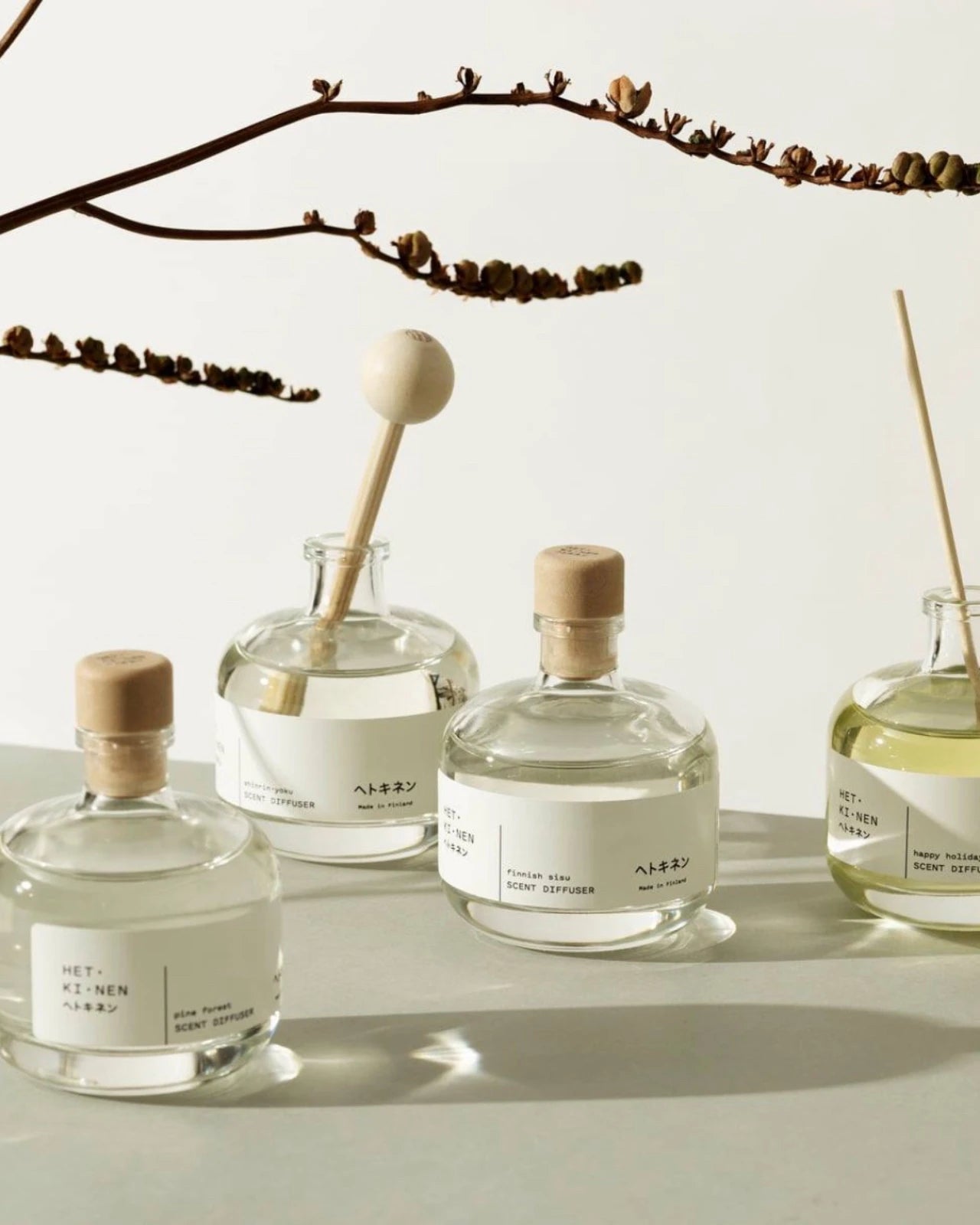 Diffusore Hetkinen in vetro con bastoncini in legno