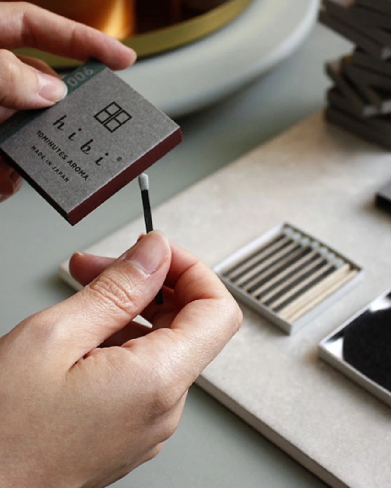 Accensione Fiammifero Incenso Hibi - rituale di benessere