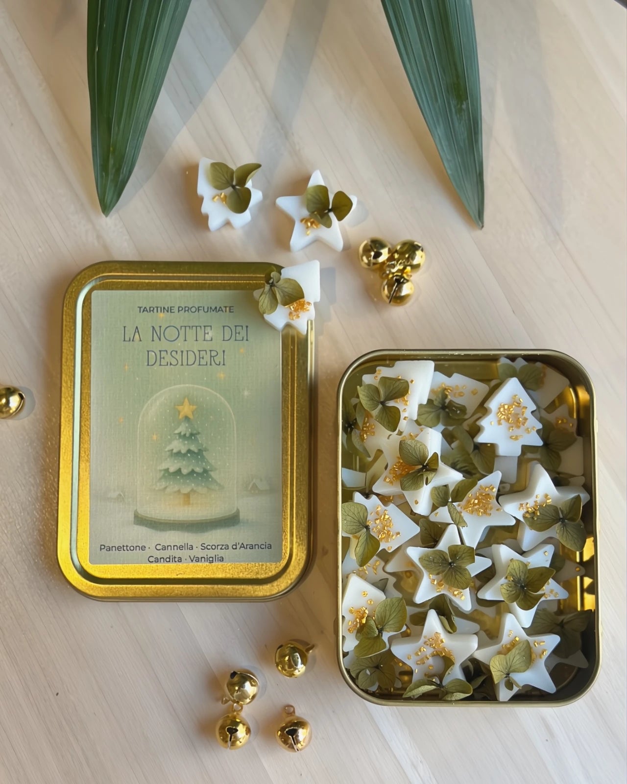 tartine profumate in pura cera di soia per brucia essenze a forma di stelline e alberello | Fragranza Natalizia al profumo di panettone, cannella, scorza d'arancia candita e vaniglia bourbon