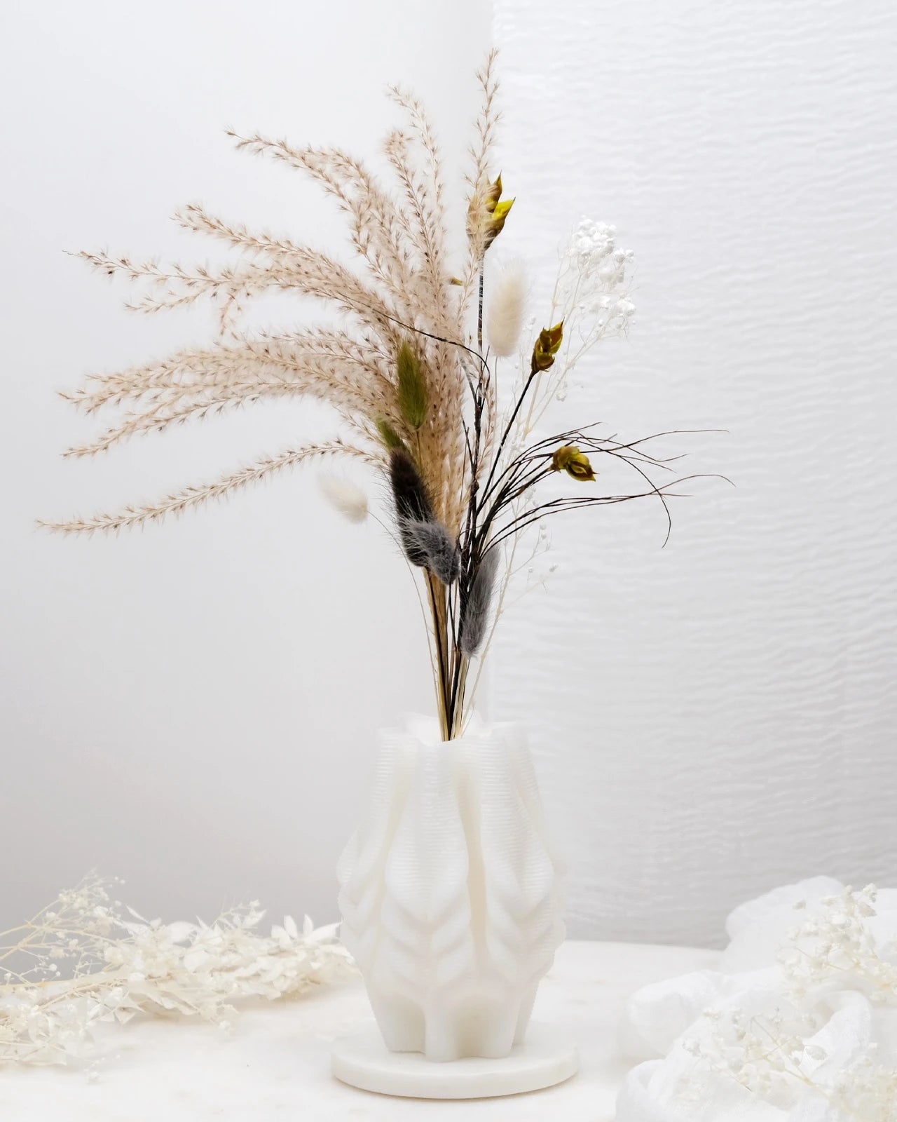 Mythos | Vasi Scultorei in Cera con Fiori Secchi e Stabilizzati