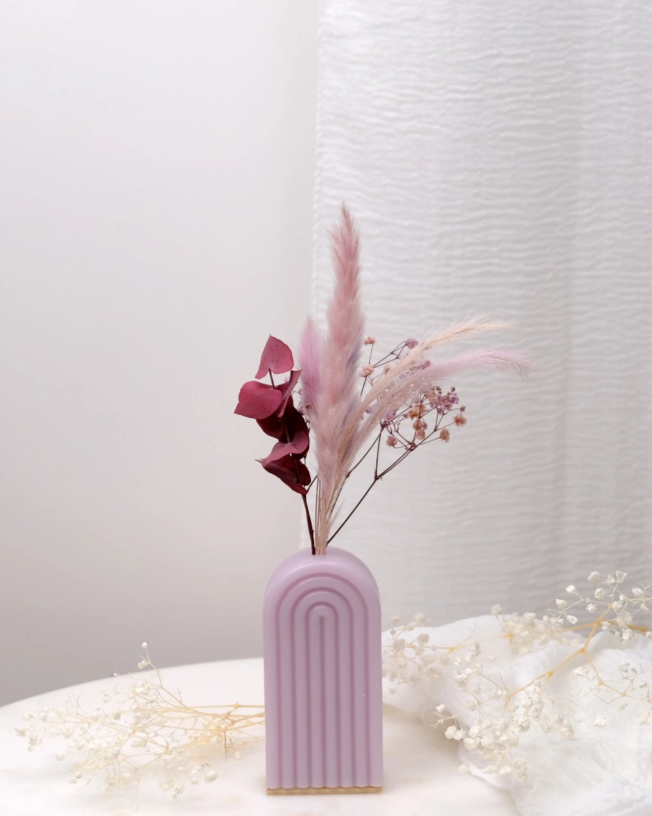 Vaso Arco Iris Serendipity - vaso in cera artigianale a forma di arcobaleno con fiori stabilizzati e secchi ametista piccolo