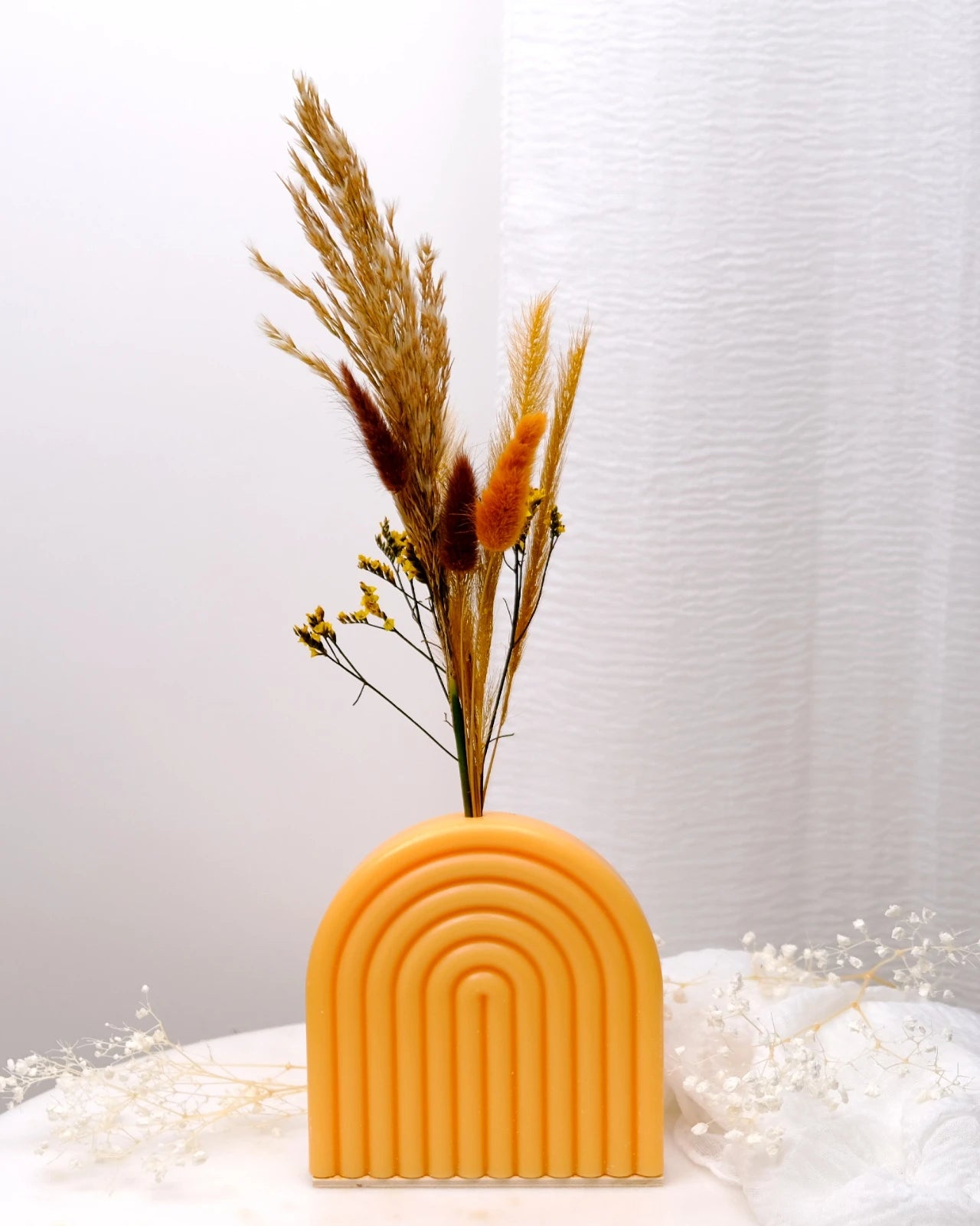 Vaso Arco Iris Serendipity - vaso in cera artigianale a forma di arcobaleno con fiori stabilizzati e secchi giallo di Napoli grande