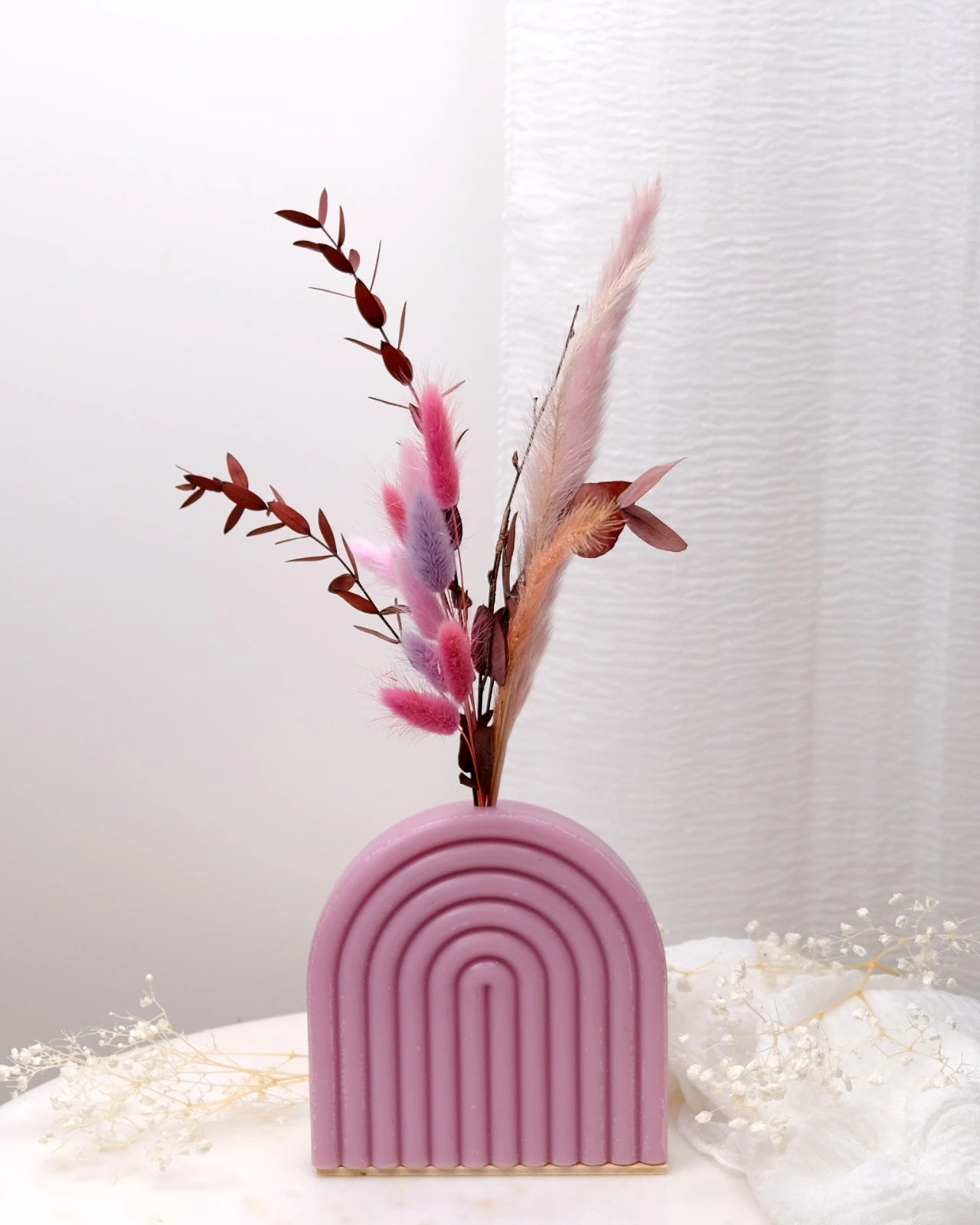 Vaso Arco Iris Serendipity - vaso in cera artigianale a forma di arcobaleno con fiori stabilizzati e secchi malva grande