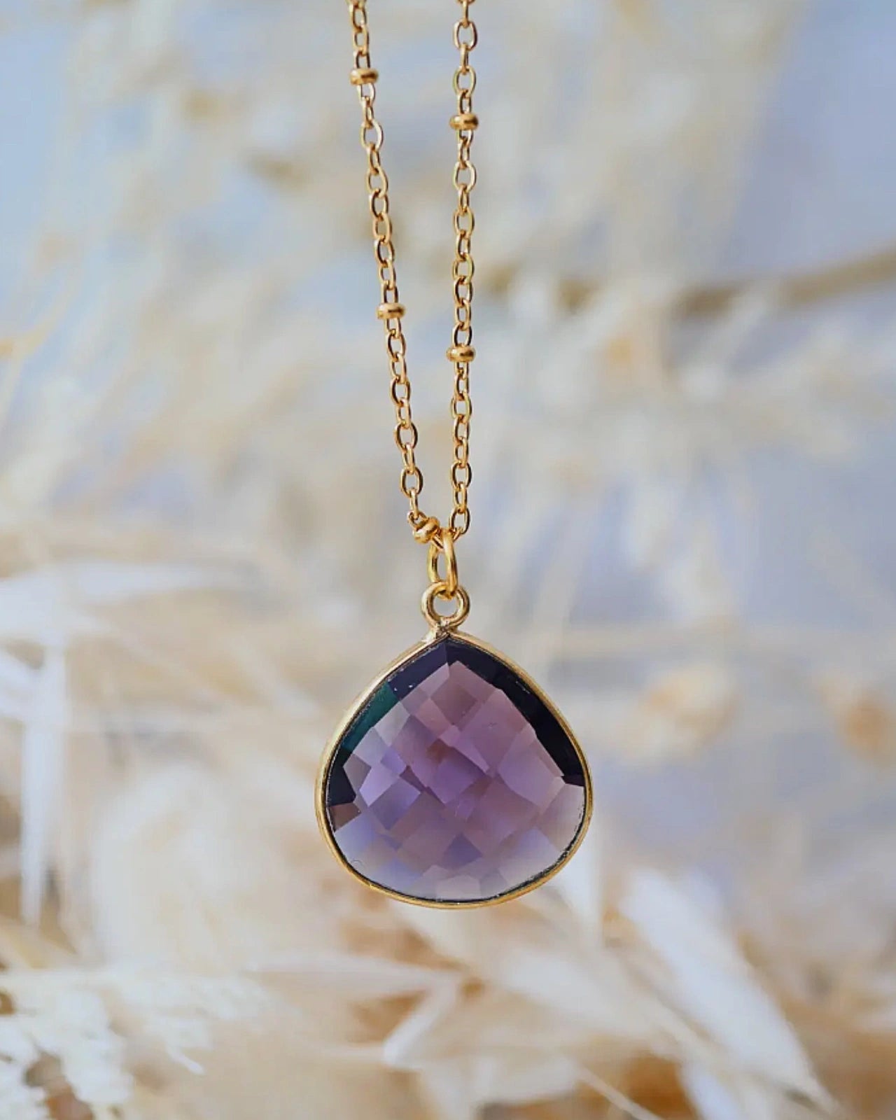collana artigianale made in paris in ottone placcato oro 18k 2 micron con ciondolo pietra naturale ametista