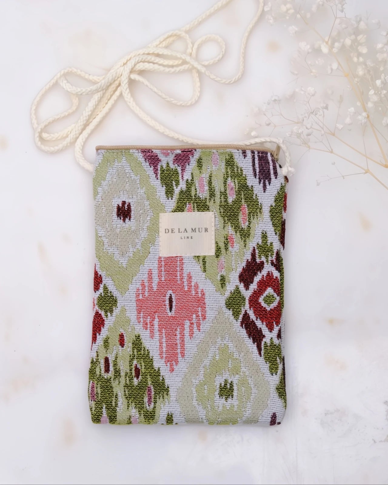 borsa portacellulare in tessuto artigianale con tracolla e stampa design alga