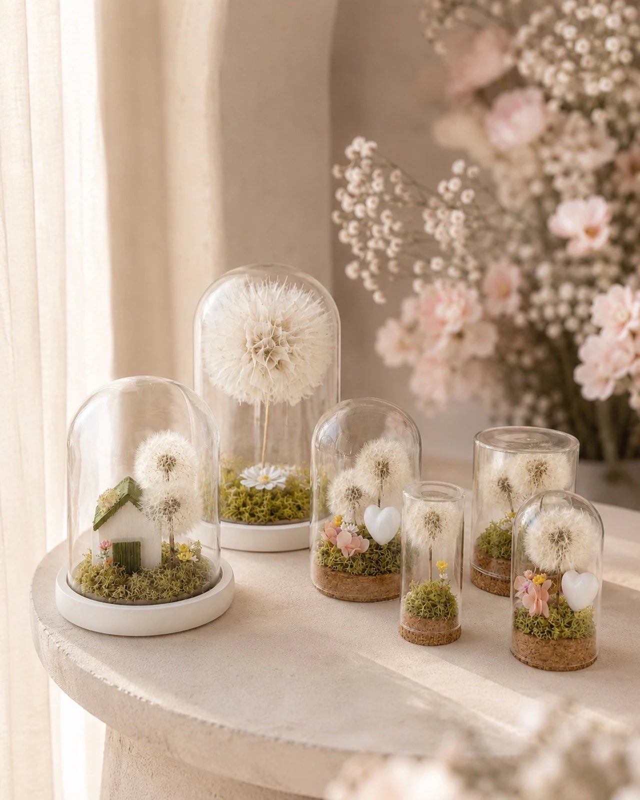 Collezione di terrarium botanici poetici eterni con soffioni veri stabilizzati, prato muschio stabilizzato e glixie in ampolle di vetro | Giardino dei Desideri - Roma