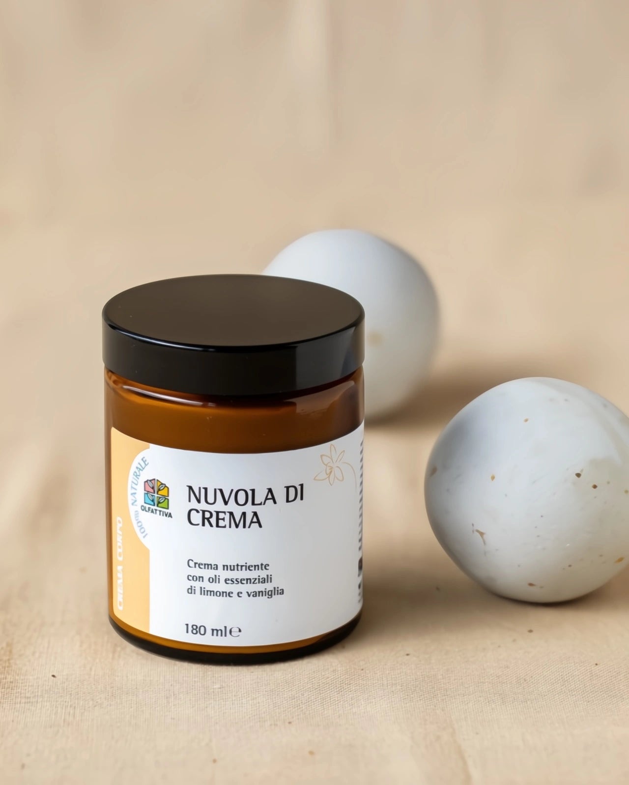 Scopri i prodotti di Olfattiva da Io Sono La Luce Roma | Skincare e Profumi Botanici Naturali