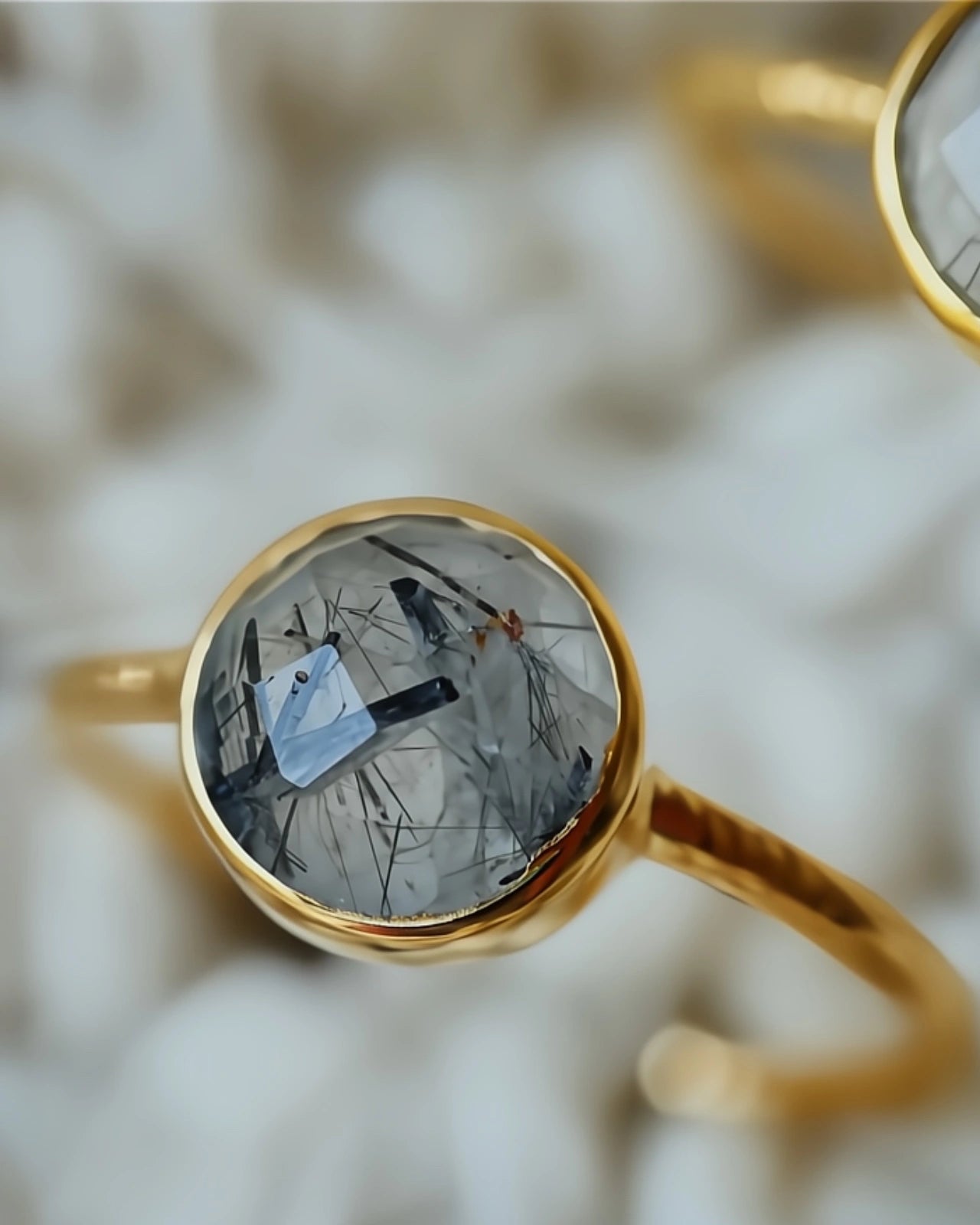 Lithosophia | Deva - Anello con Quarzo Rutilato Nero