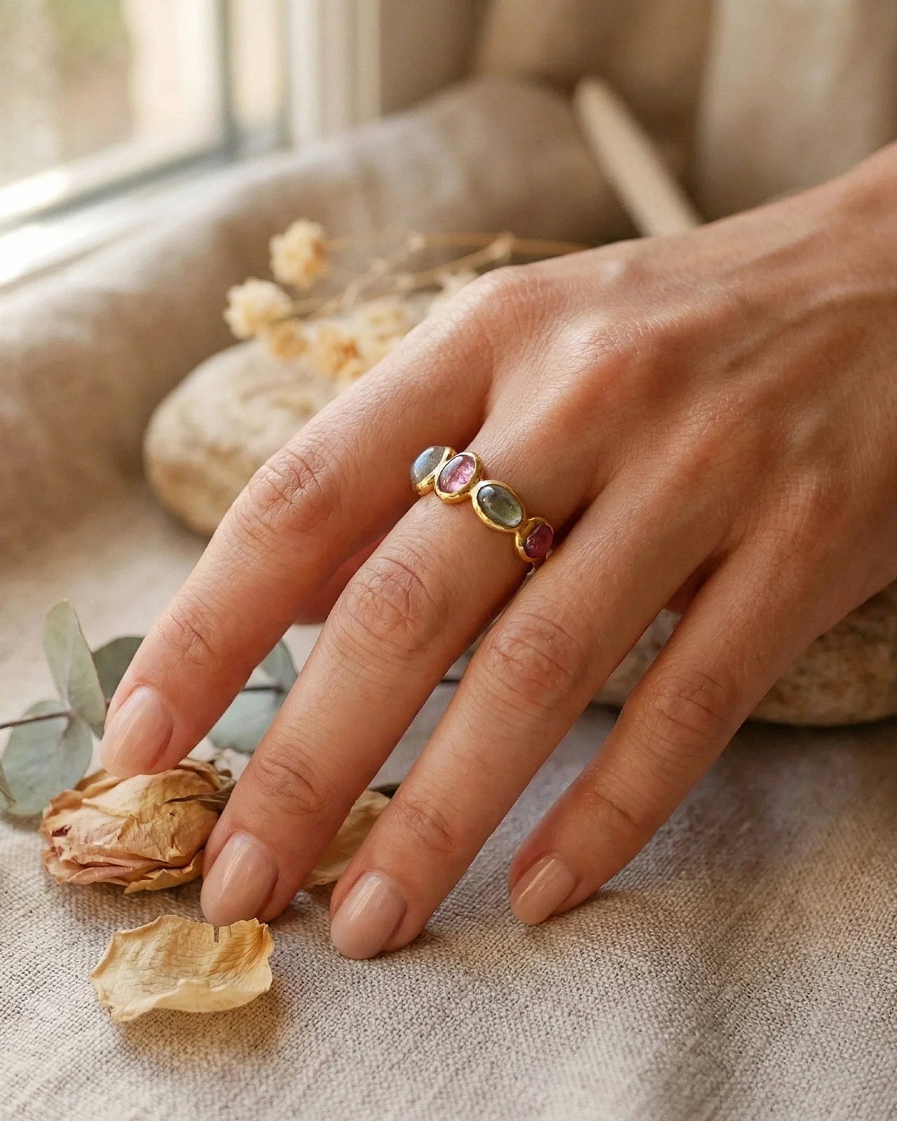 Lithosophia | Eos - Anello con Tormalina Rosa e Labradorite