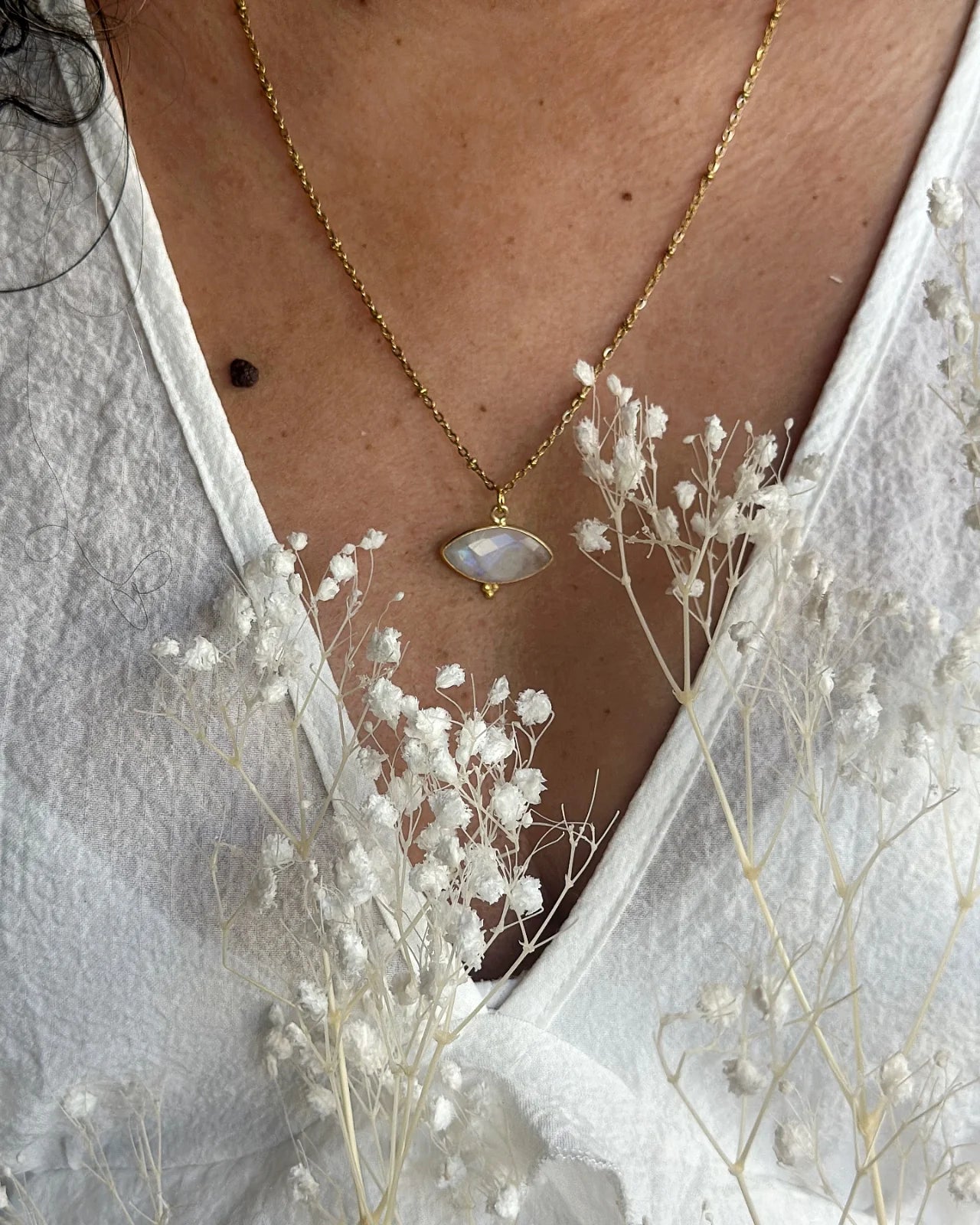 collana artigianale ottone placcato oro 18k 2 micron con occhio protettivo pietra naturale pietra di luna arcobaleno