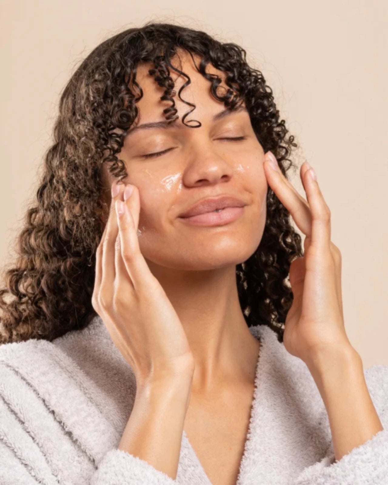 lipogel struccante naturale con olio di mandorle dolci biologico