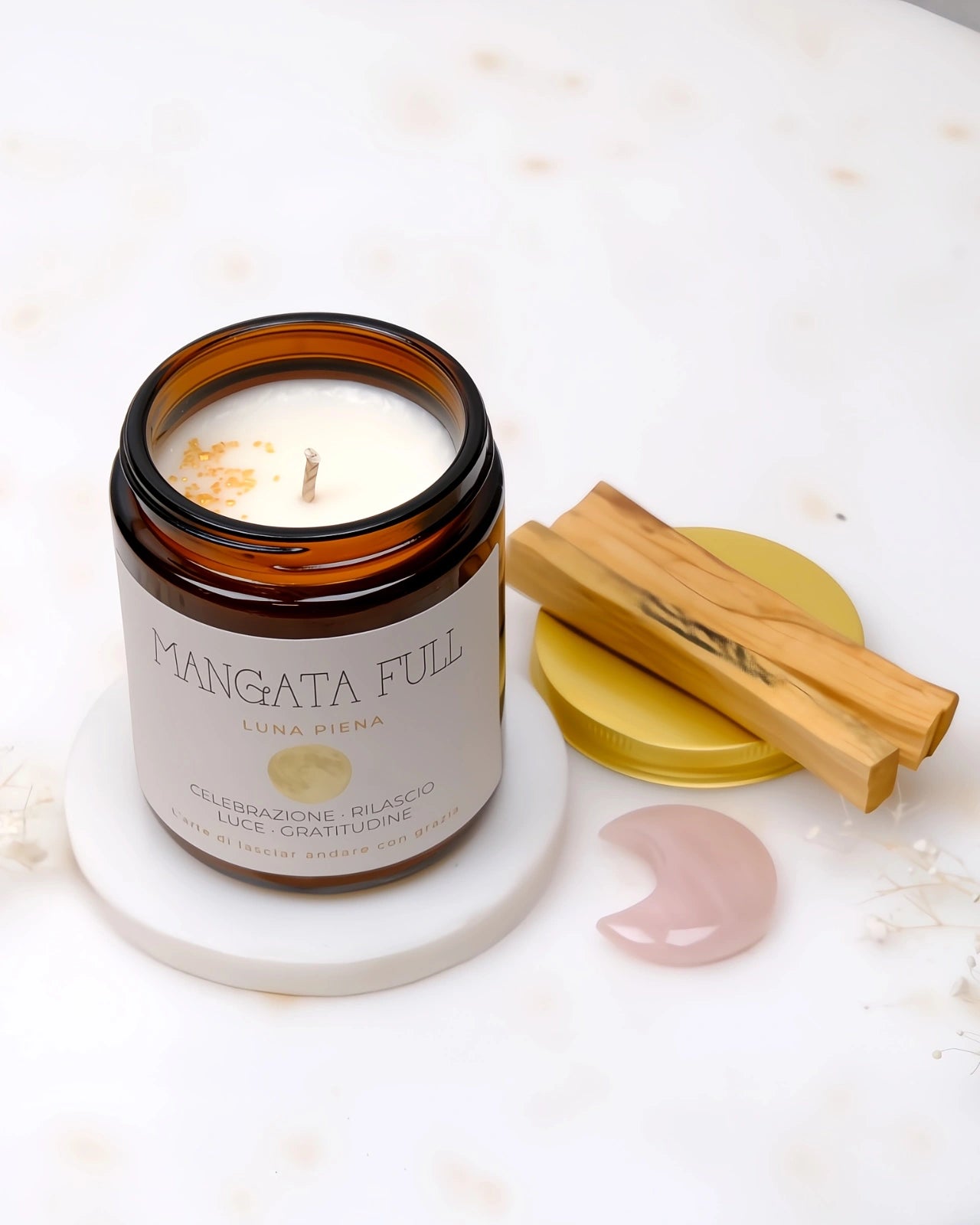 kit rituali lunari con candela profumata in cera di soia, pietra del sollievo cristallo e due bastoncini di palo santo | Roma - rituale luna piena