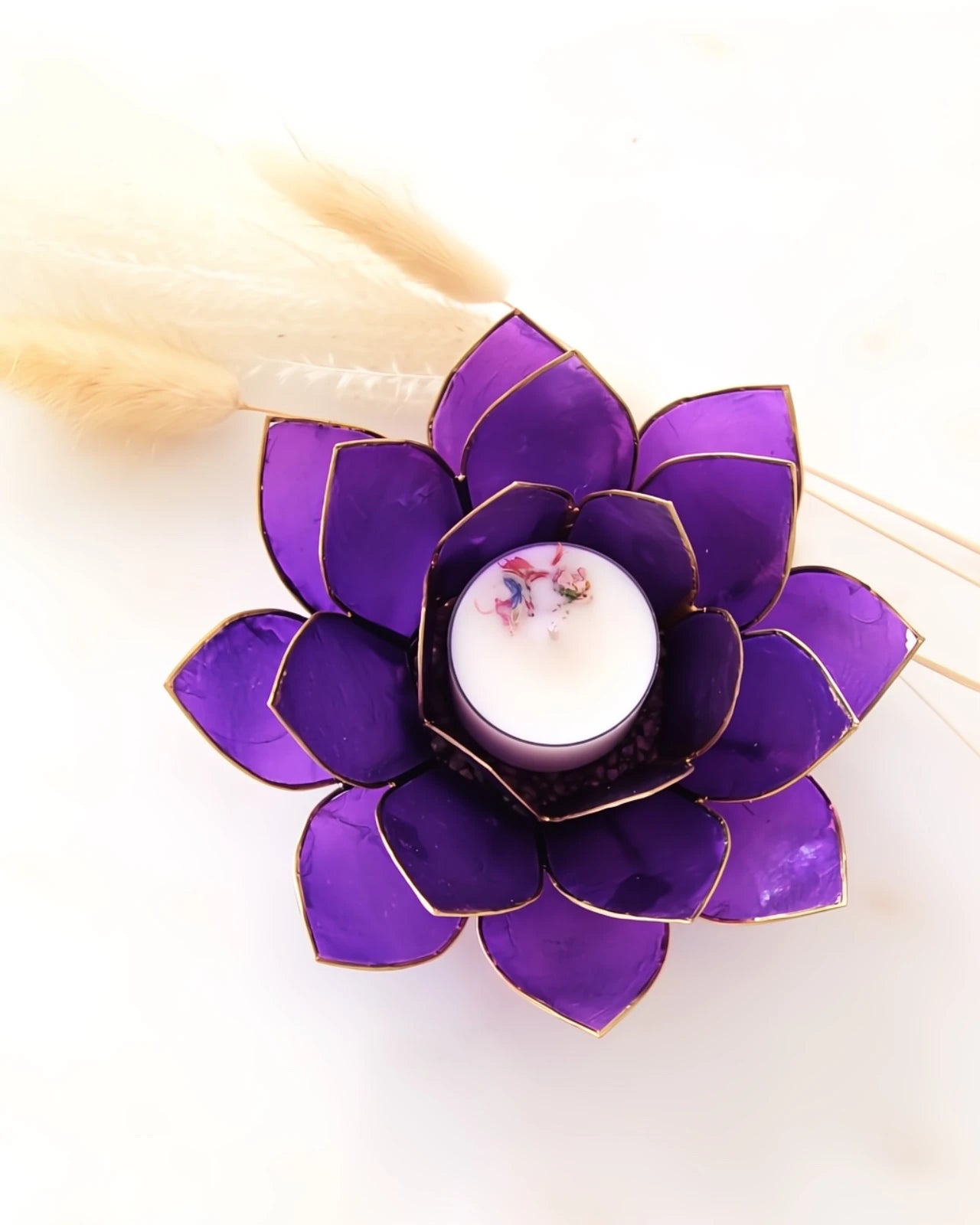 Puro: portacandele a forma di fior di loto in conchiglia colore viola