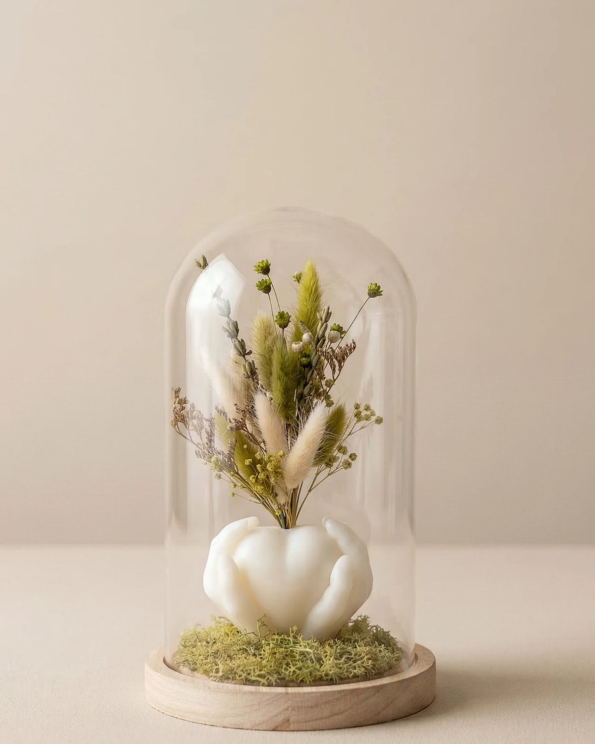 Idea regalo romantica artigianale - vaso a forma di cuore di cera profumata con fiori secchi e stabilizzati sotto campana di vetro | Colore bianco latte con fiori verdi