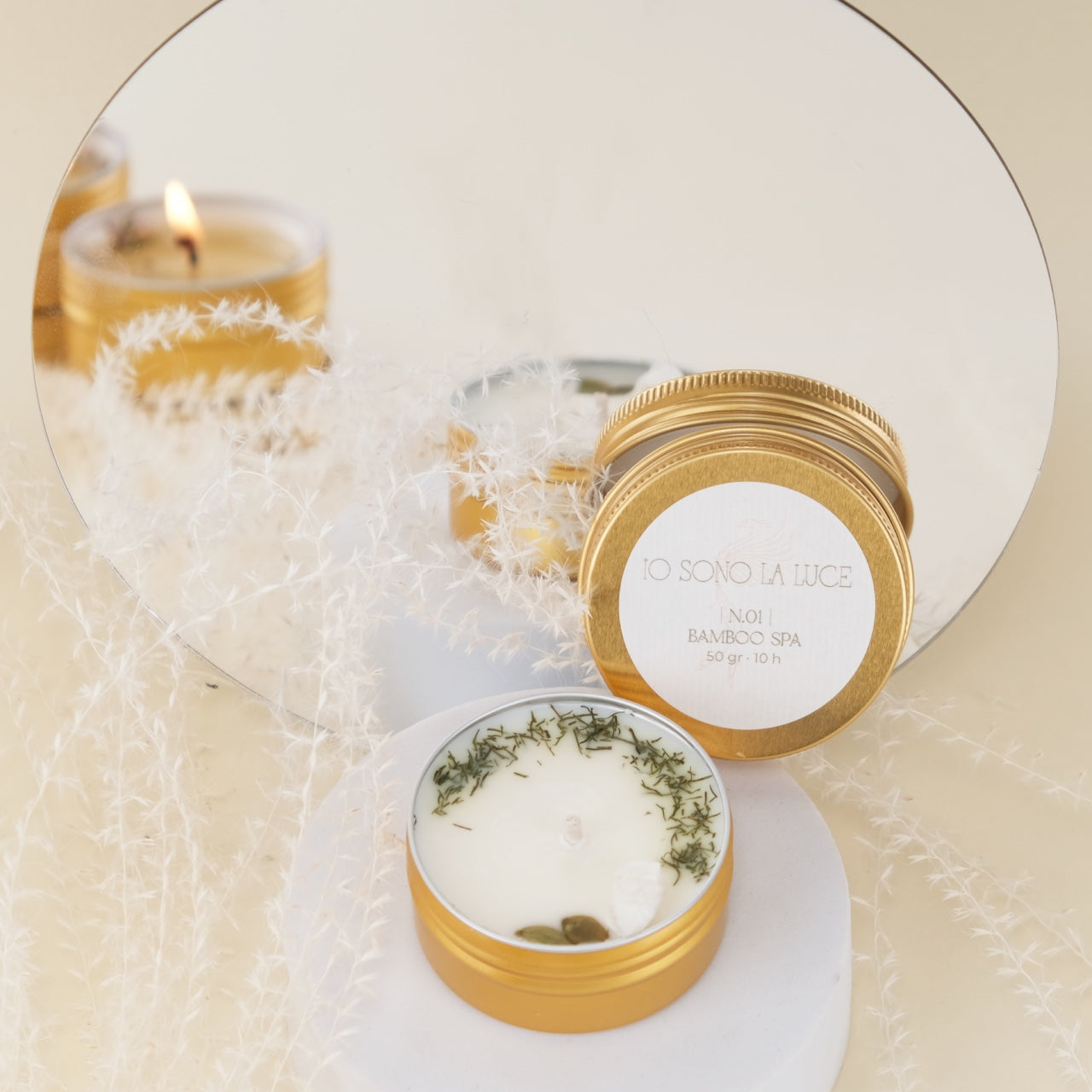 Fairy Lights: Candela Profumata Botanica di Soia Maxi Tealight in Tin Alluminio Oro