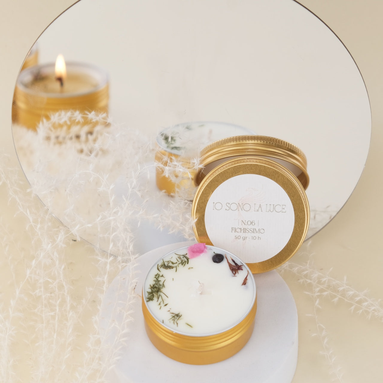 Fairy Lights: Candela Profumata Botanica di Soia Maxi Tealight in Tin Alluminio Oro