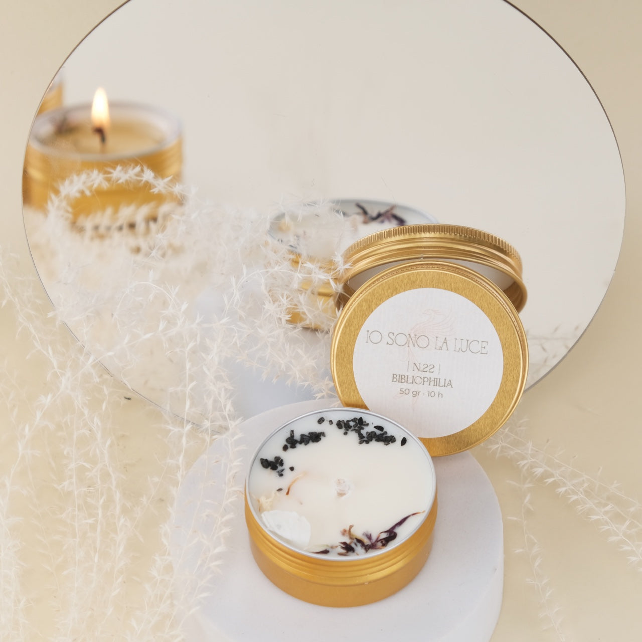 Fairy Lights: Candela Profumata Botanica di Soia Maxi Tealight in Tin Alluminio Oro