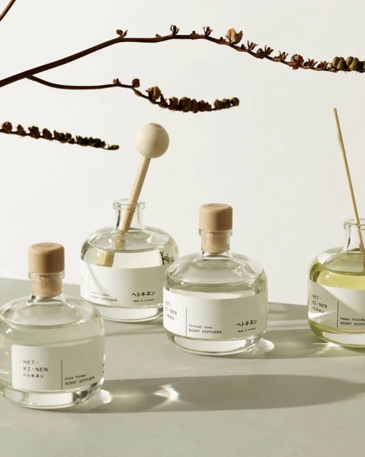 Diffusore Hetkinen in vetro con bastoncini in legno