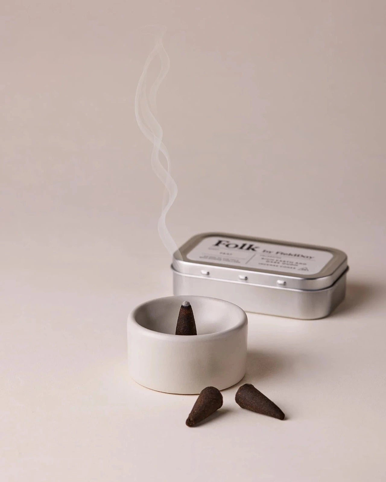 Incensi a cono 100% naturali, creati artigianalmente in Irlanda | Peat - Profumo di Terra Ricca & Oud Scuro