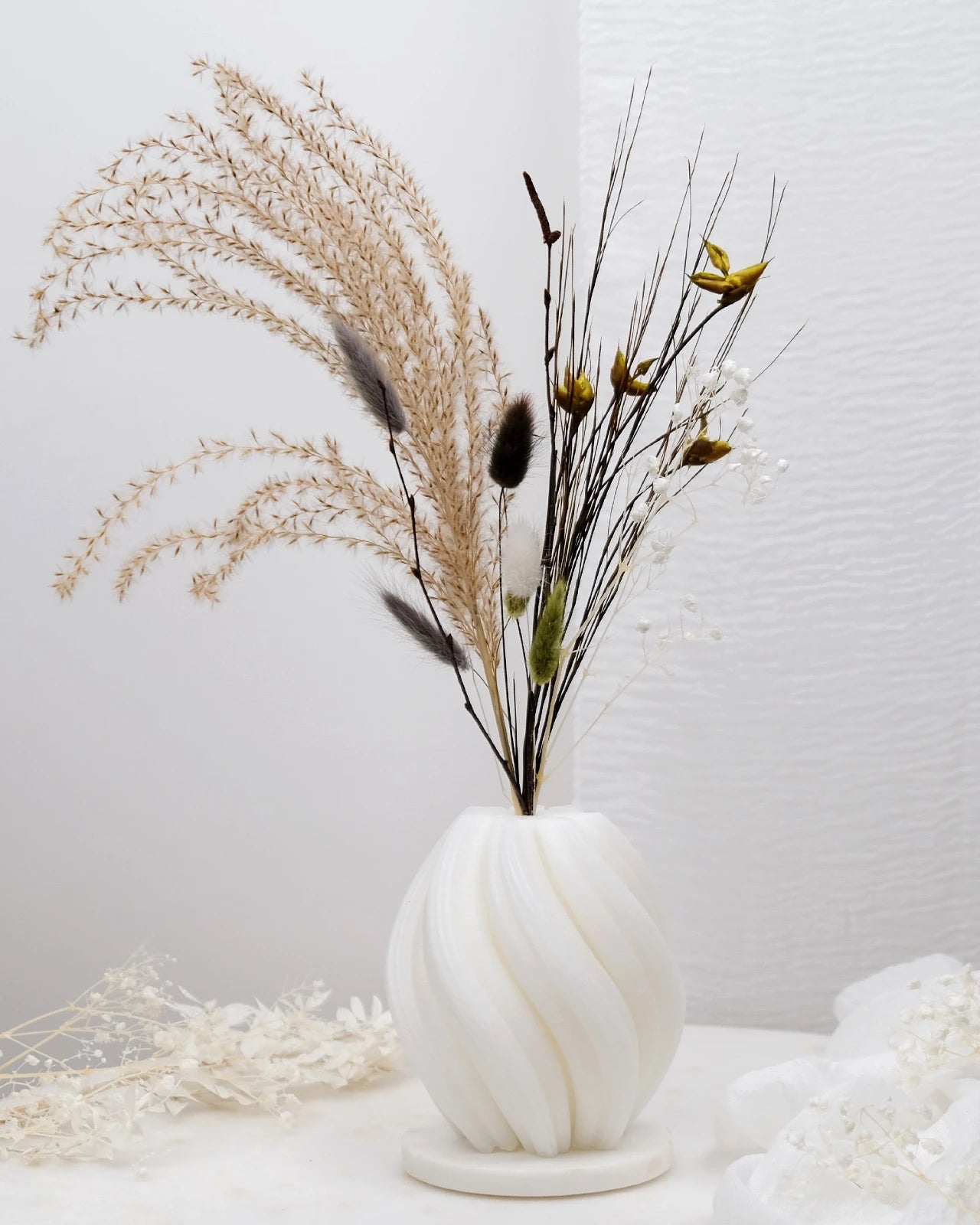 Mythos | Vasi Scultorei in Cera con Fiori Secchi e Stabilizzati