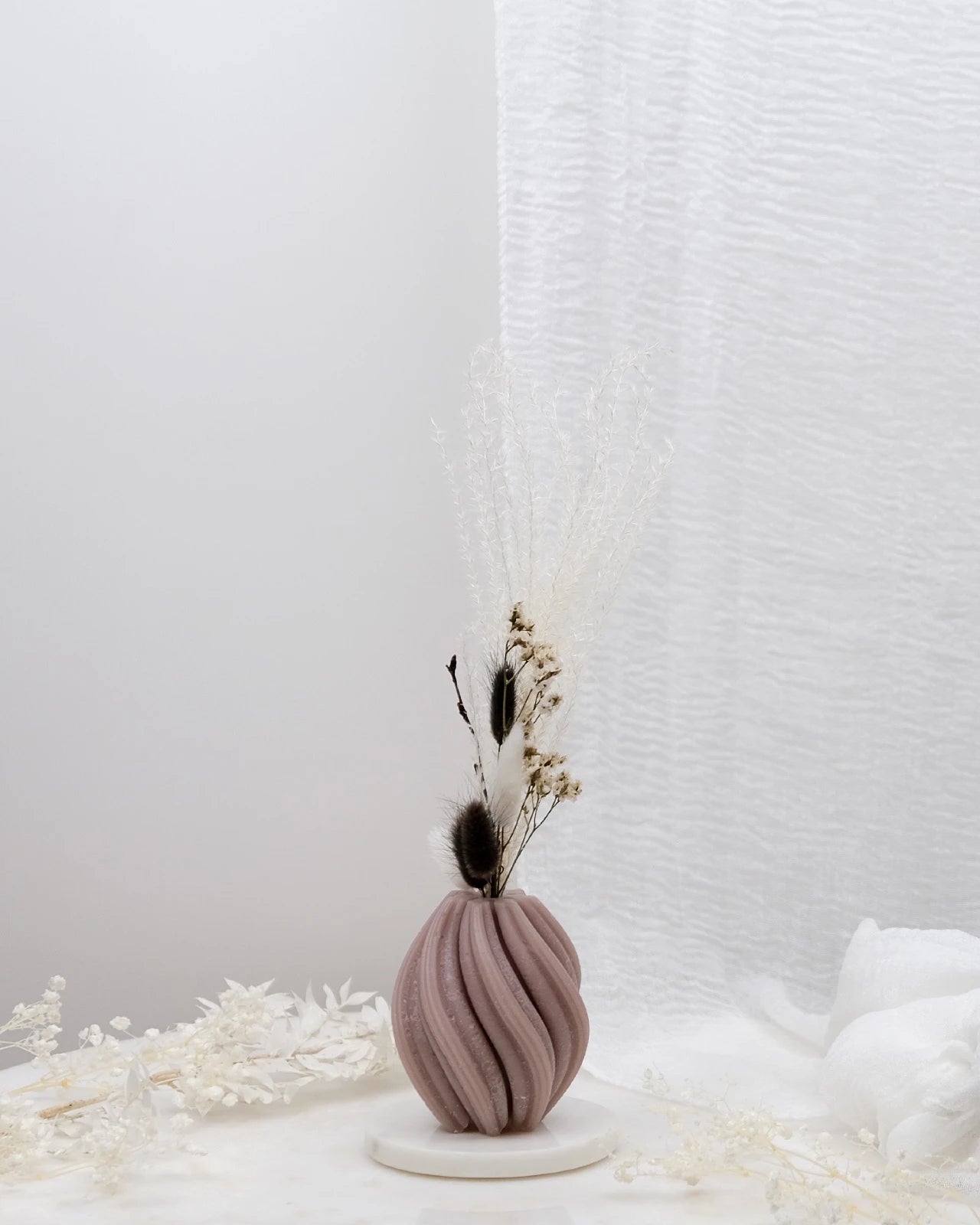 Mythos | Vasi Scultorei in Cera con Fiori Secchi e Stabilizzati