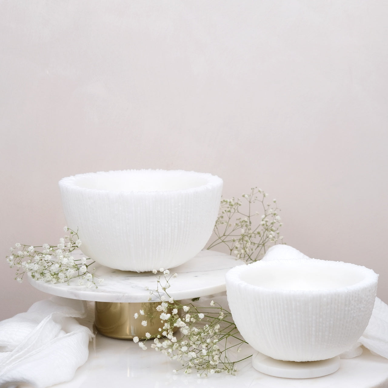 Nido di Luce: Ciotola di Cera Lavorazione Cristalli di Sale