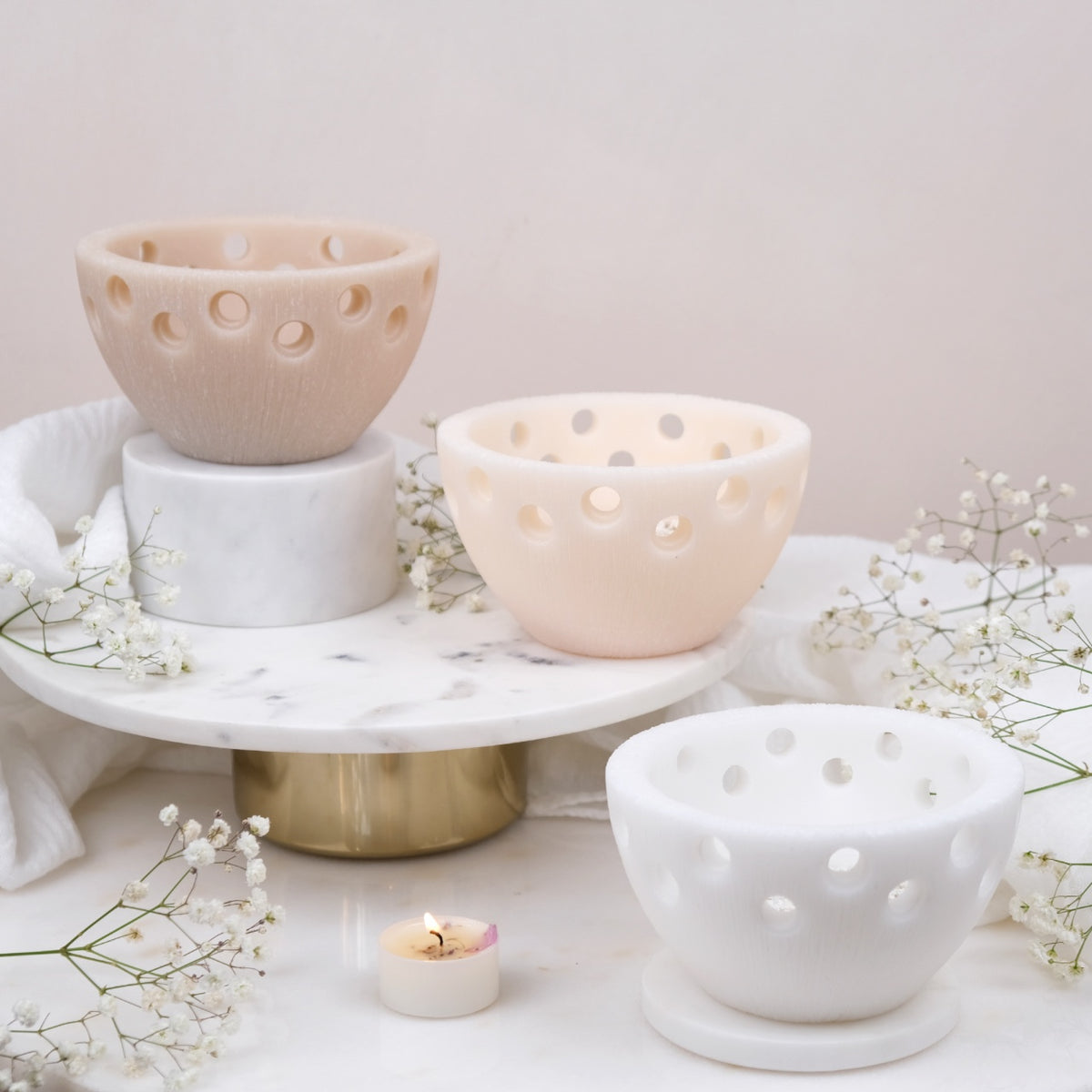 Nido di Luce: Ciotola di Cera Fori di Luce