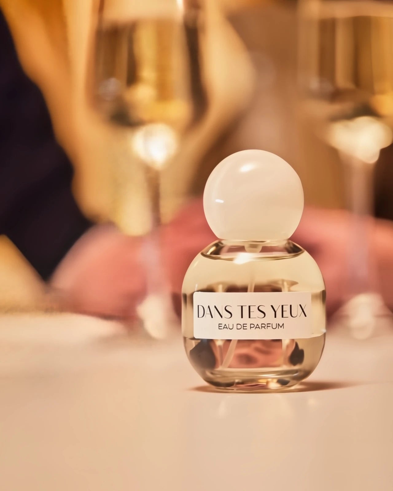 Bottiglia di Dans Tes Yeux – Profumo intenso e floreale