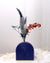 Vaso Arco Iris Serendipity - vaso in cera artigianale a forma di arcobaleno con fiori stabilizzati e secchi blue Coastal grande