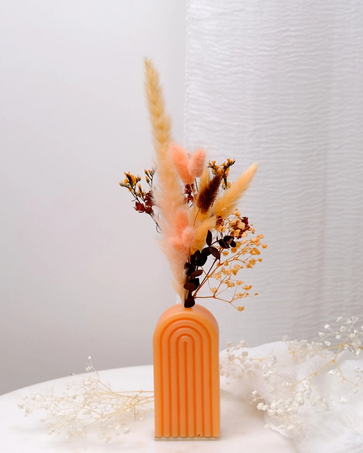 Vaso Arco Iris Serendipity - vaso in cera artigianale a forma di arcobaleno con fiori stabilizzati e secchi pesca piccolo