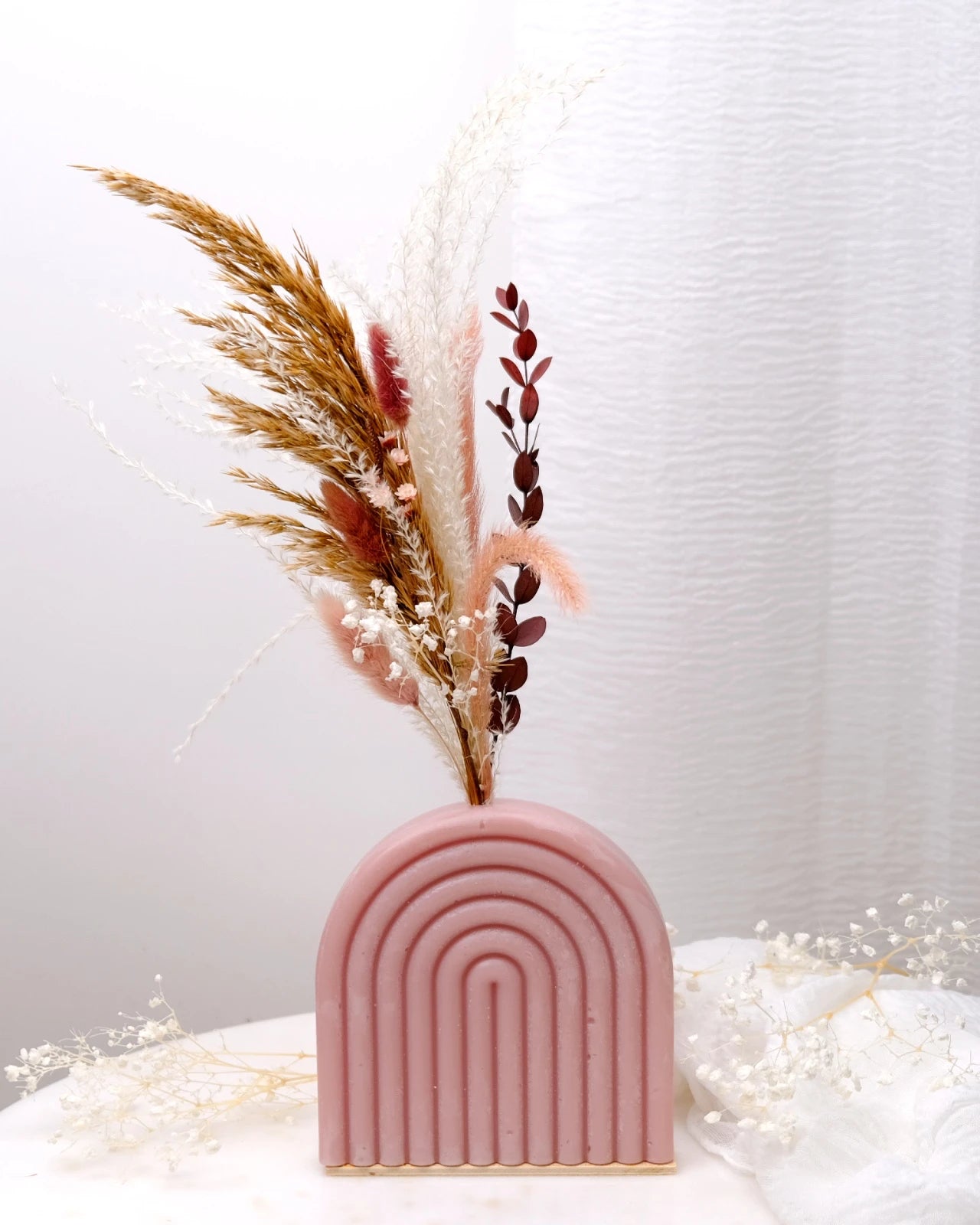 Vaso Arco Iris Serendipity - vaso in cera artigianale a forma di arcobaleno con fiori stabilizzati e secchi rosa cipria antico grande