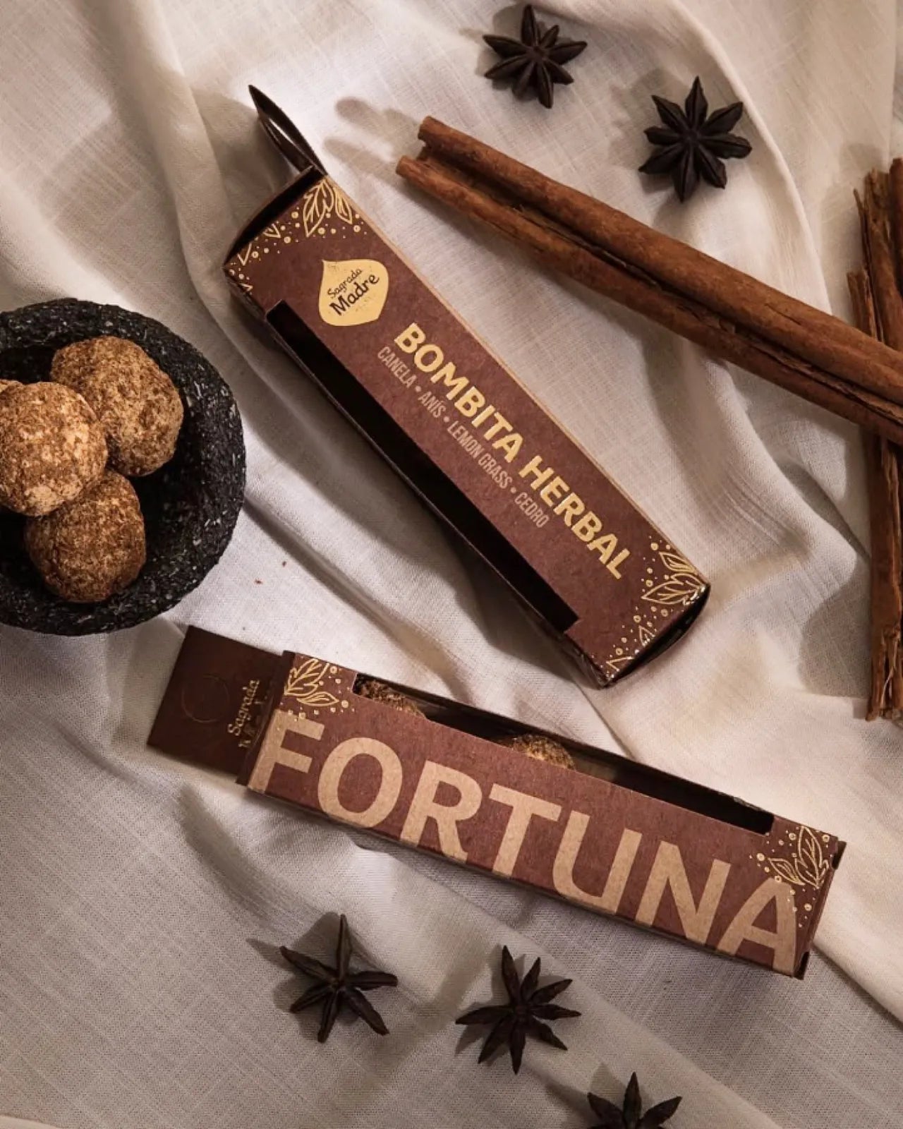 Bombitas Smudge Fortuna di Sagrada Madre - Rituale buona sorte con cannella, anice, cedro e lemongrass | Incensi Naturali Roma - Io Sono La Luce