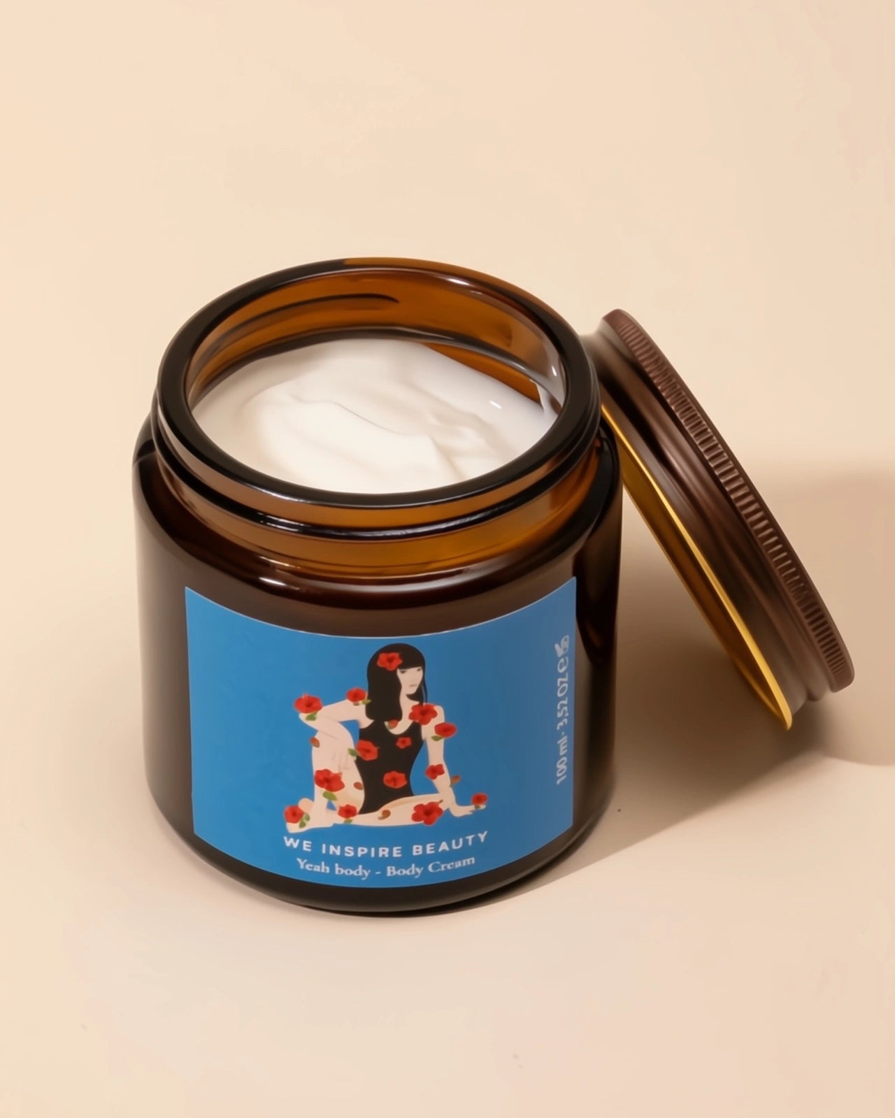 crema corpo naturale con olio di meringa e estratto di arnica