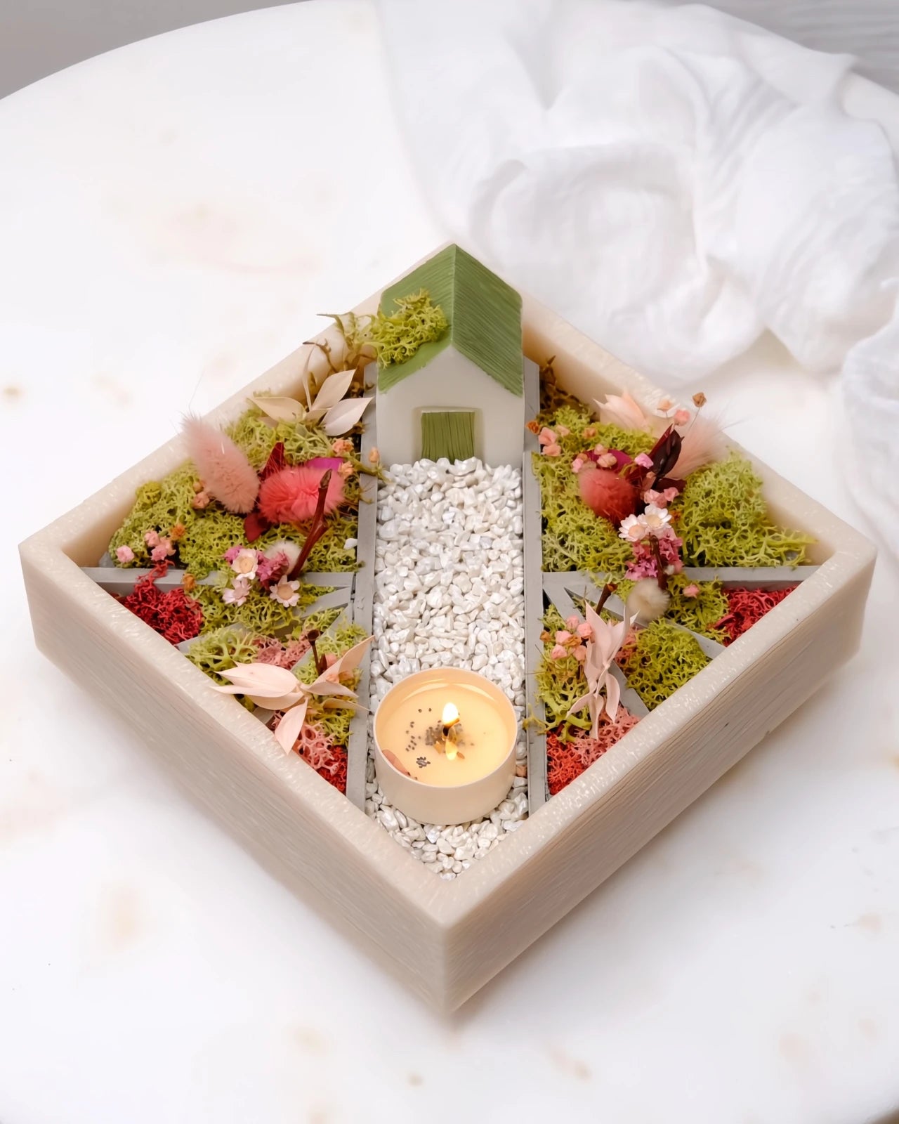 bonseki giardino zen rituale meditazione candela - vassoio quadrato colore beige e rosa