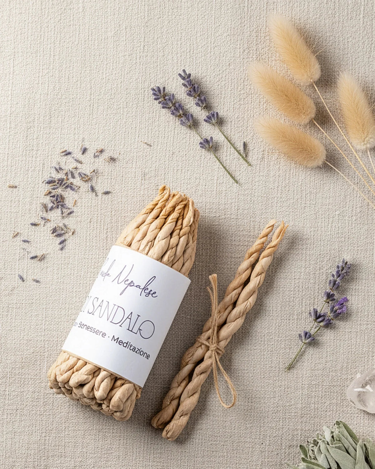 mazzetto-fascio di incenso naturale in corda nepalese artigianale profumo di sandalo