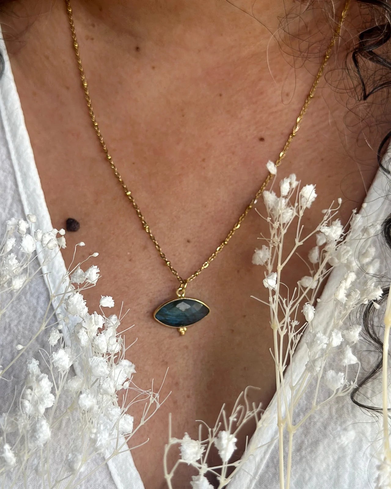 collana artigianale made in France acciaio inossidabile placcato oro con occhio in pietra naturale - Roma