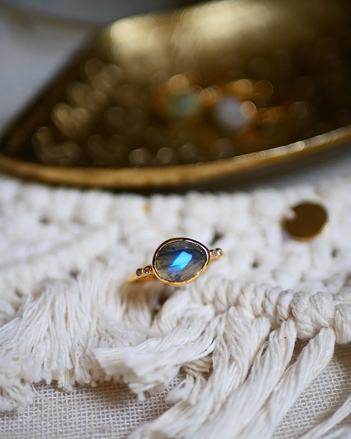 anello artigianale ottone placcato oro 18k 2 micron made in France con pietra naturale labradorite 