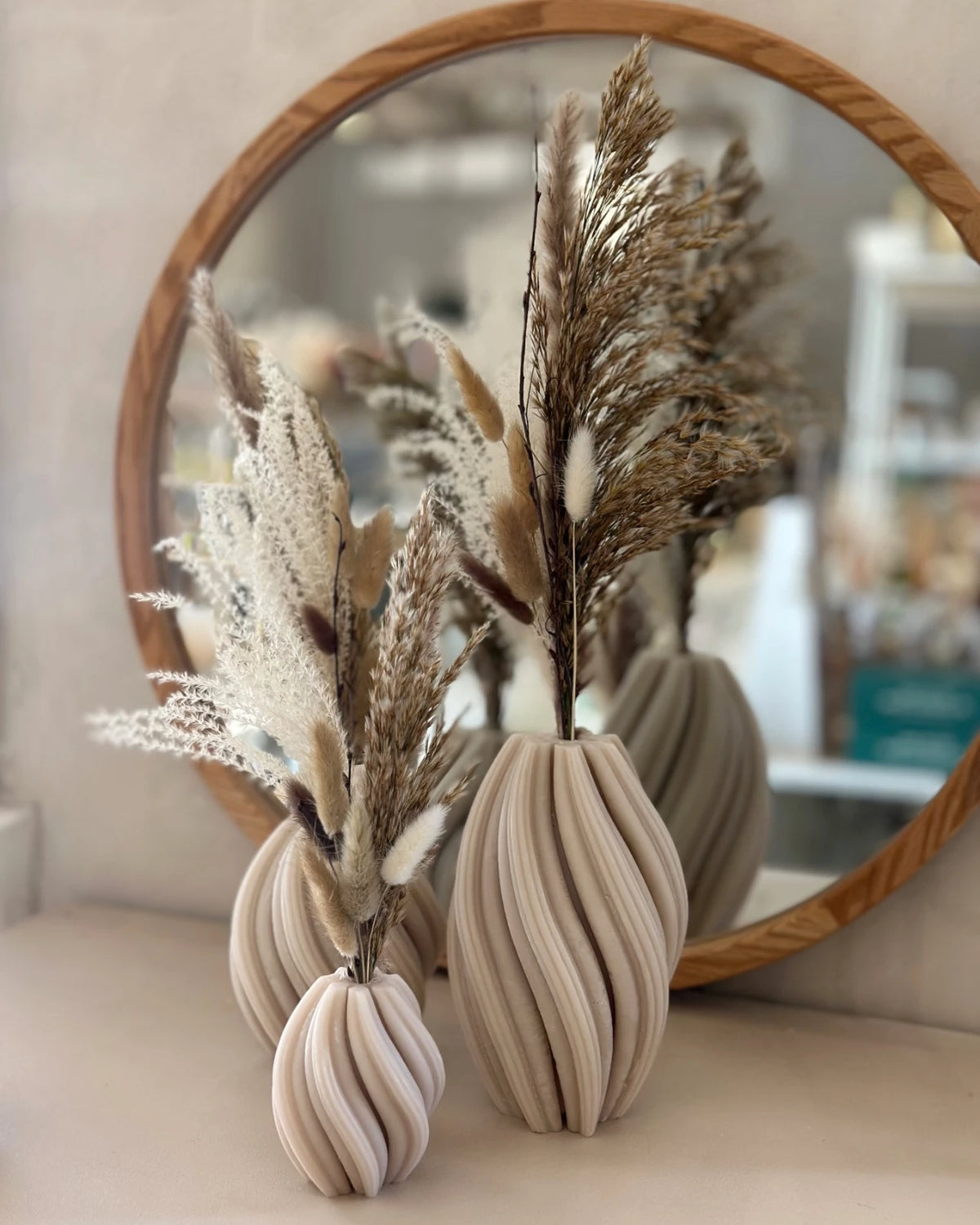 Mythos | Vasi Scultorei in Cera con Fiori Secchi e Stabilizzati