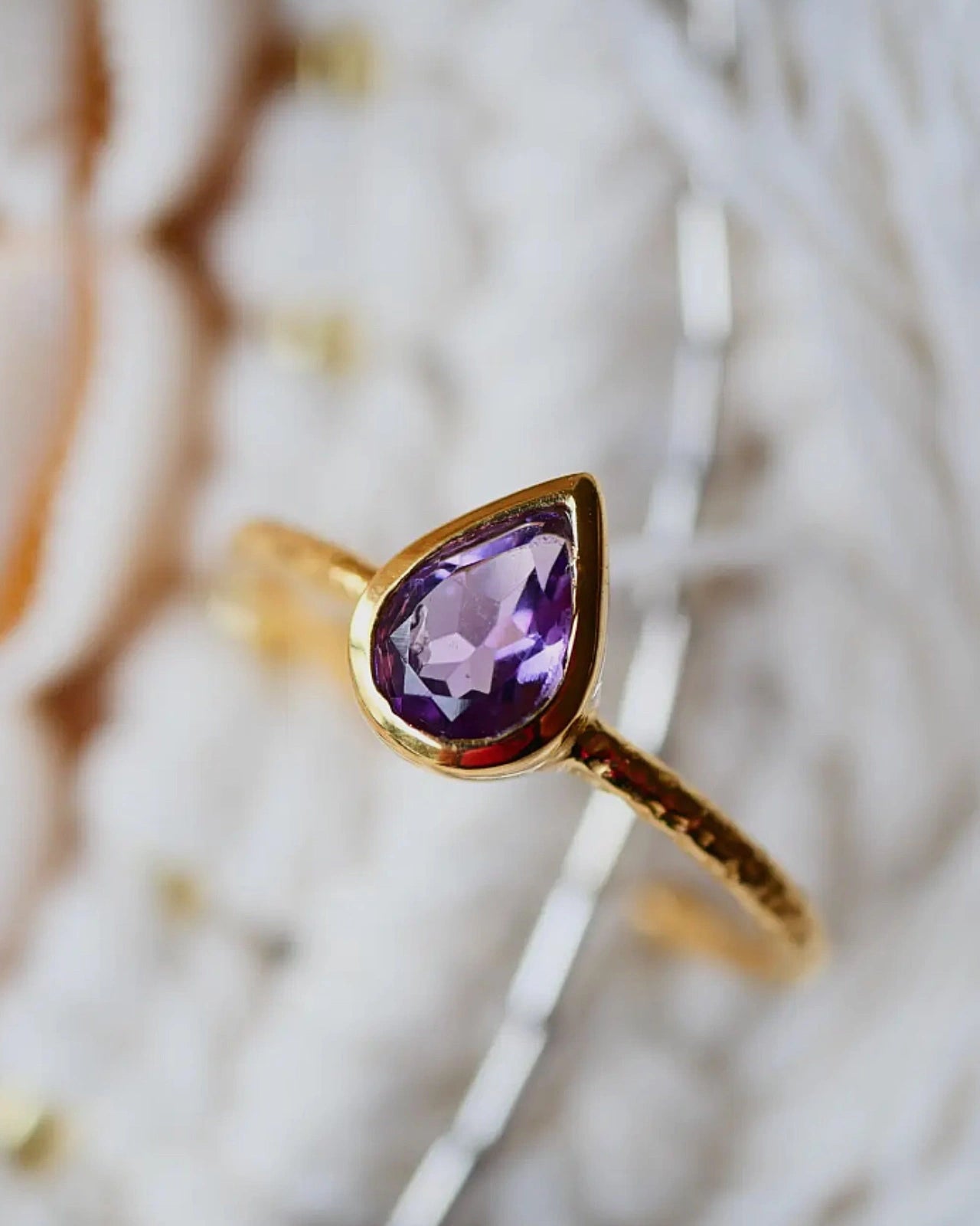 anello artigianale regolabile ottone placcato oro 18k 2 micron Made in France con pietra naturali - Roma