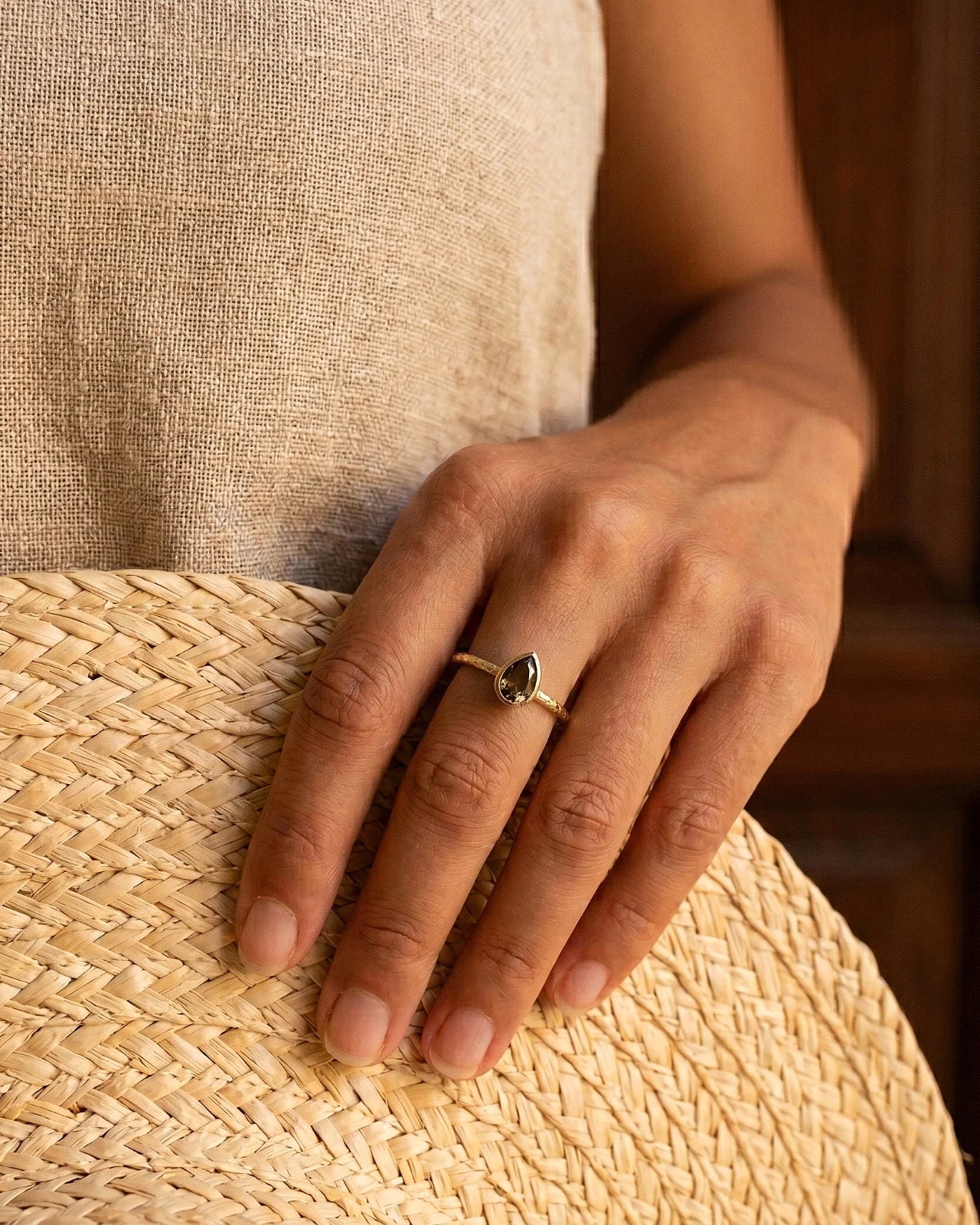 anello artigianale regolabile ottone placcato oro 18k 2 micron Made in France con pietra naturali - Roma