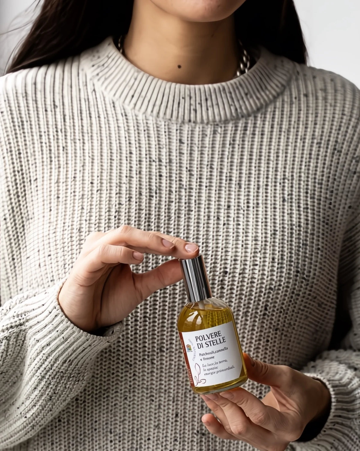 profumo botanico naturale al patchouli, cannella e limone - profumo di polvere di stelle di Olfattiva - Roma 