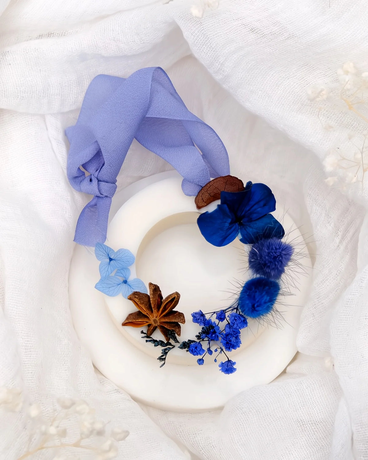 tavoletta botanica cera di soia per profumare cassetti ed armadi ghirlanda color carta da zucchero blu