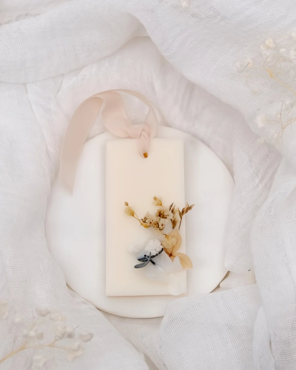 tavoletta botanica cera di soia per profumare cassetti ed armadi lingottino color nude elegante