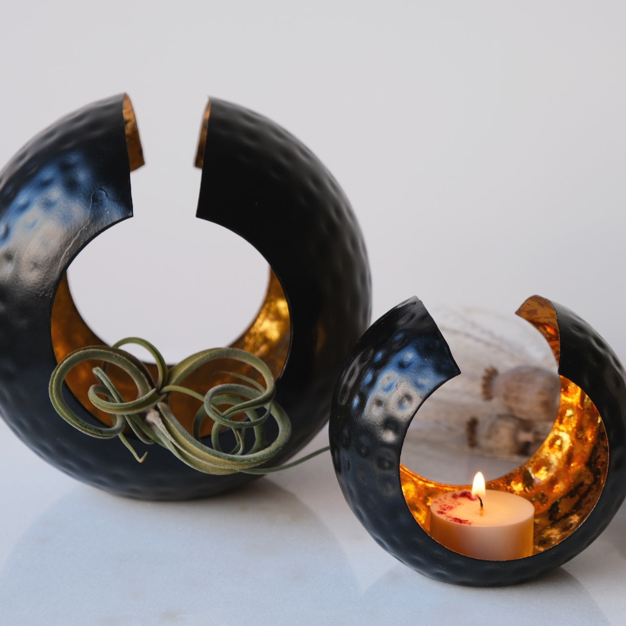 AUREO PORTACANDELA TEALIGHT ORO E NERO LANTERNA METALLO